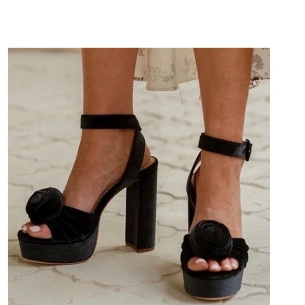 Antonio Melani Nicola Bathie Emilia Sandals 9M Black Velvet Rose‎ Platform heels